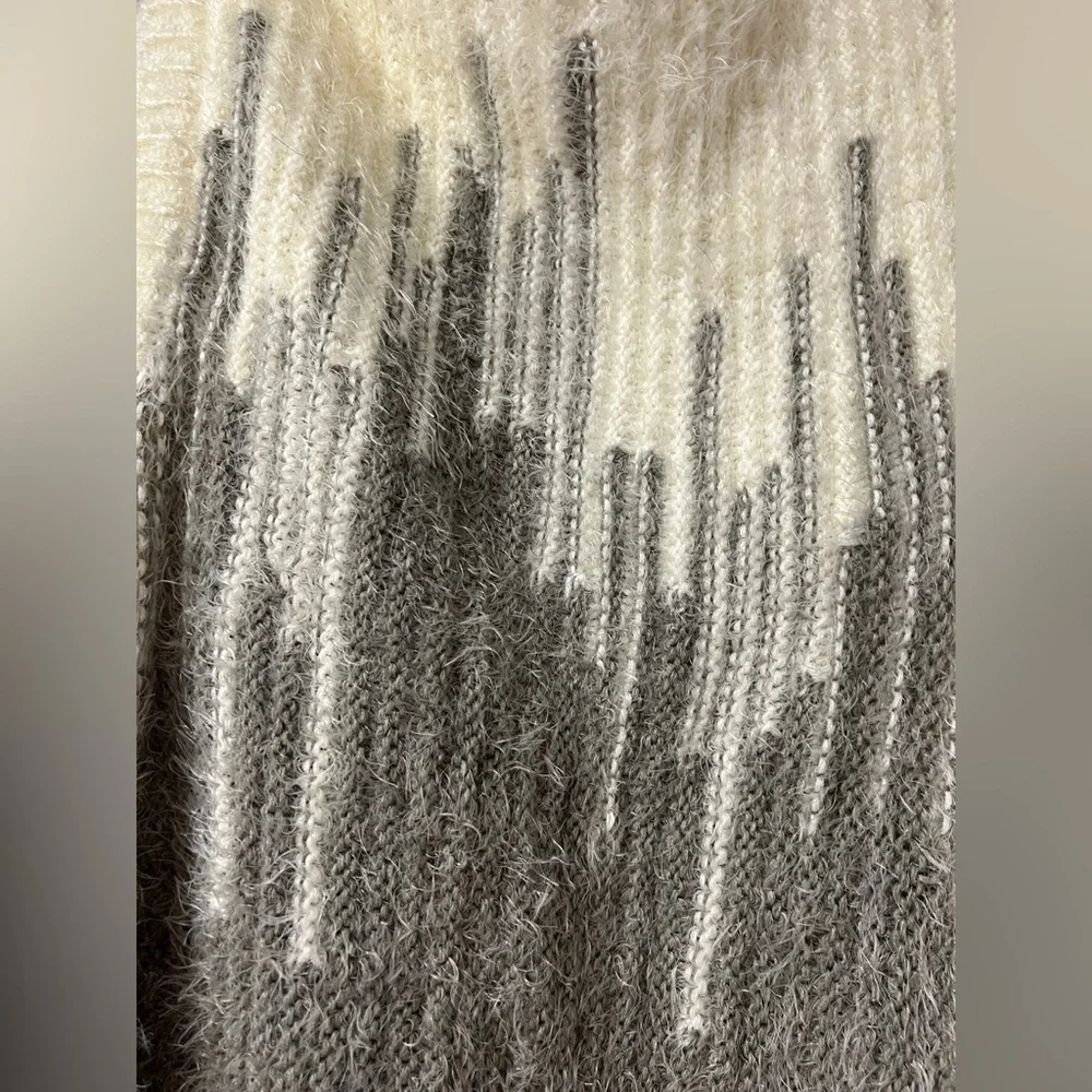 Eyelash Knit Waterfall Collar Vest - Picture 8 of 9